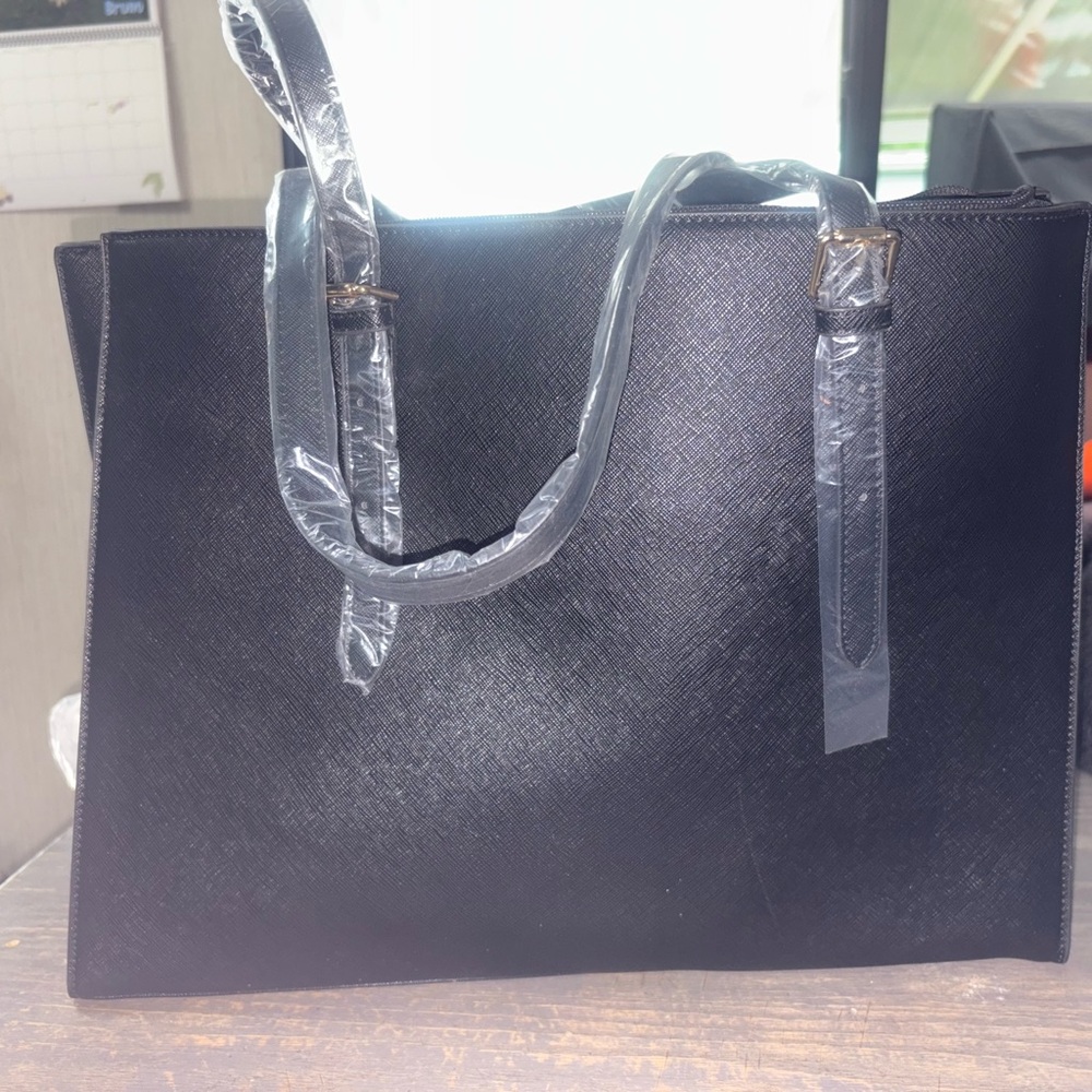 Elegant Black Women's Tote Bag